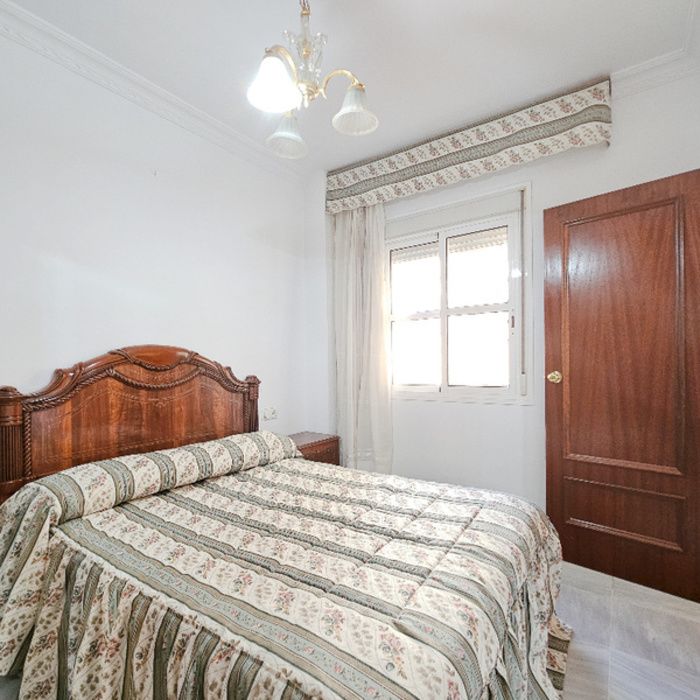 APARTAMENTO PLANTA BAJA TOTALMENTE AMUEBLADO