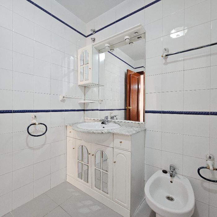 APARTAMENTO PLANTA BAJA TOTALMENTE AMUEBLADO