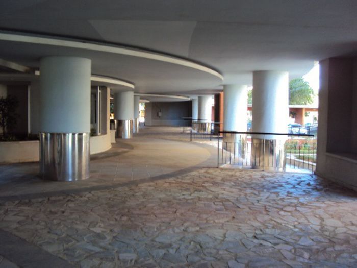 PISO AMUEBLADO EN JARDINES DE HERCULES