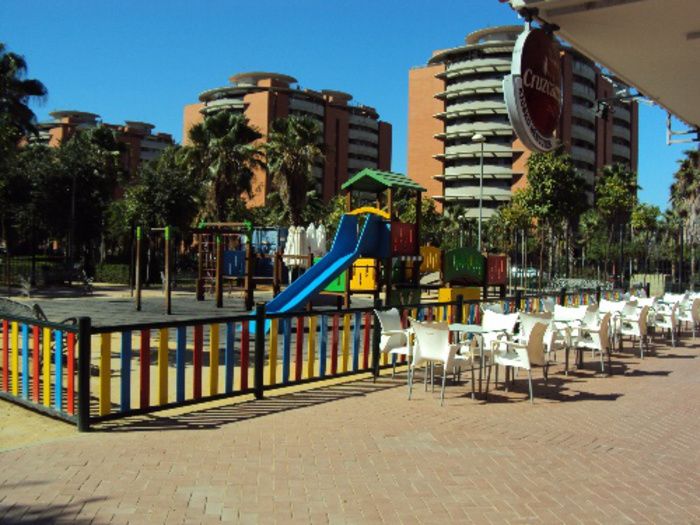 PISO AMUEBLADO EN JARDINES DE HERCULES