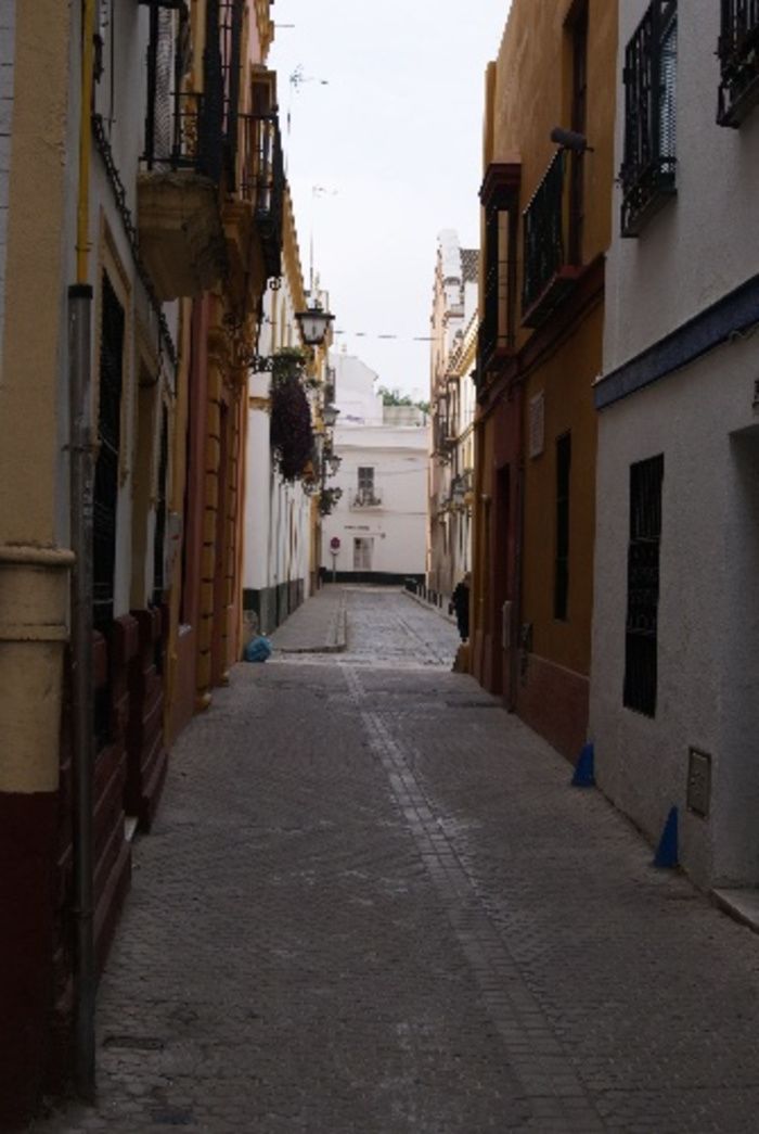 EDIFICIO PARA REFORMAR EN PLENO CASCO HISTÓRICO DE SEVILLA