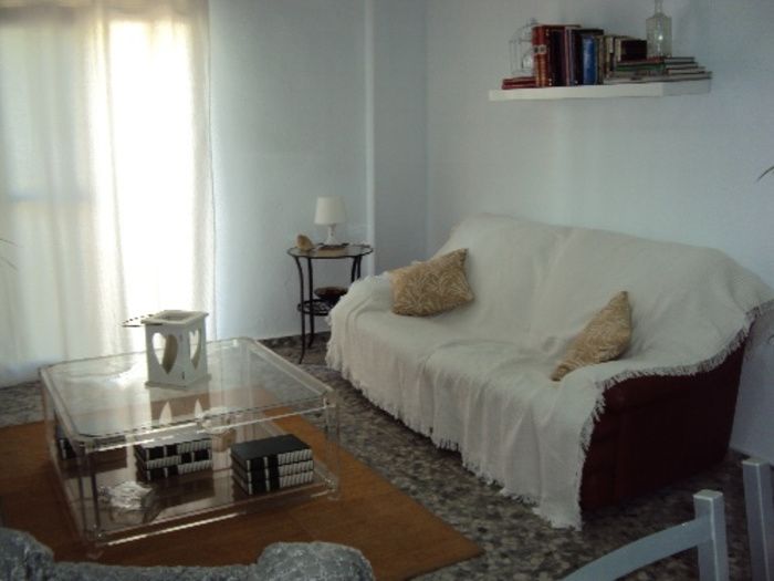 VIVIENDA EN 1º PLANTA CON AMPLIA TERRAZA