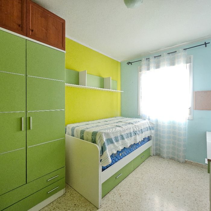 PISO  AMUEBLADO CON ASCENSOR Y GARAJE