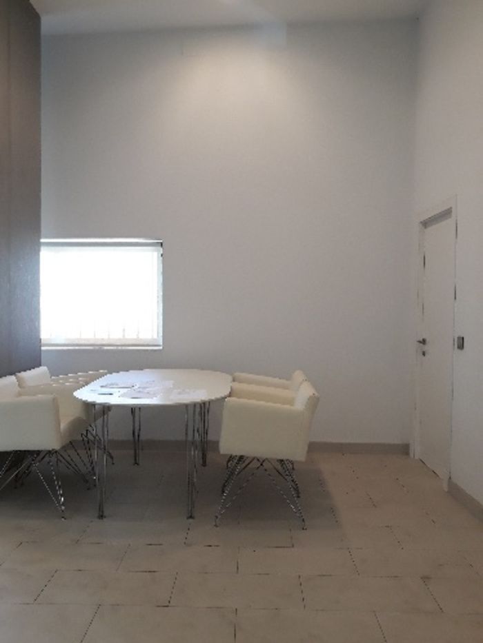 NAVE TOTALMENTE TERMINADA Y LISTA PARA ABRIR NEGOCIO
