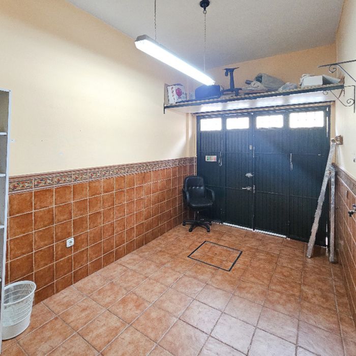 ESTUPENDA CASA UNIFAMILIAR TOTALMENTE AMUEBLADA