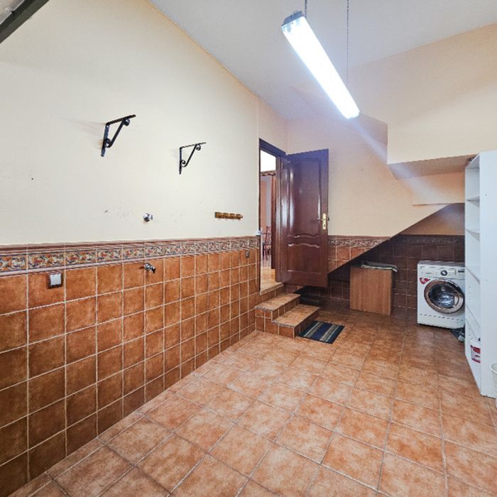 ESTUPENDA CASA UNIFAMILIAR TOTALMENTE AMUEBLADA