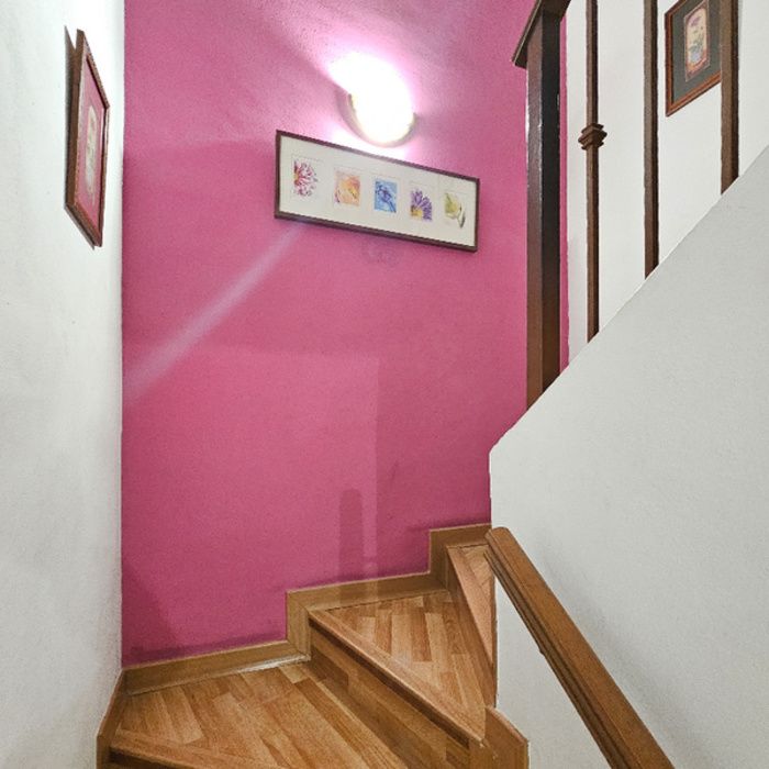 ESTUPENDA CASA UNIFAMILIAR TOTALMENTE AMUEBLADA