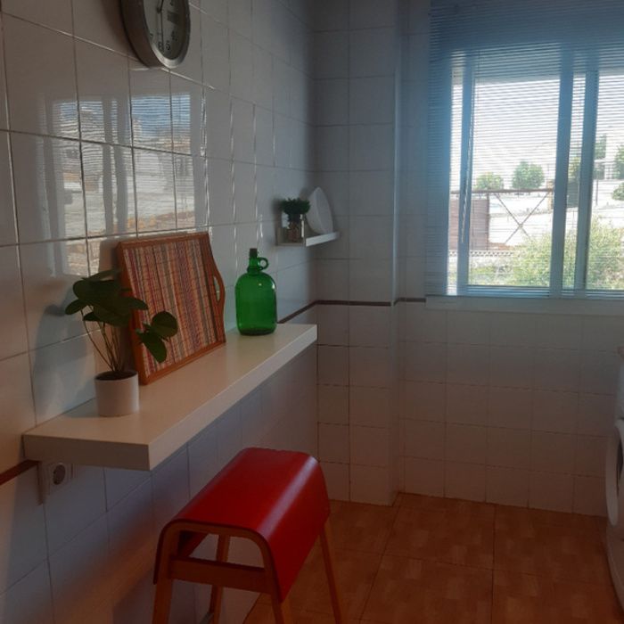 BONITO PISO TOTALMENTE AMUEBLADO