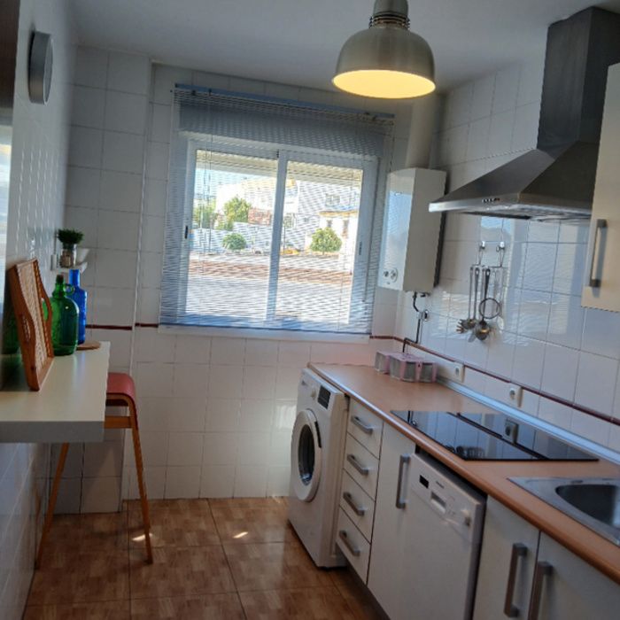 BONITO PISO TOTALMENTE AMUEBLADO