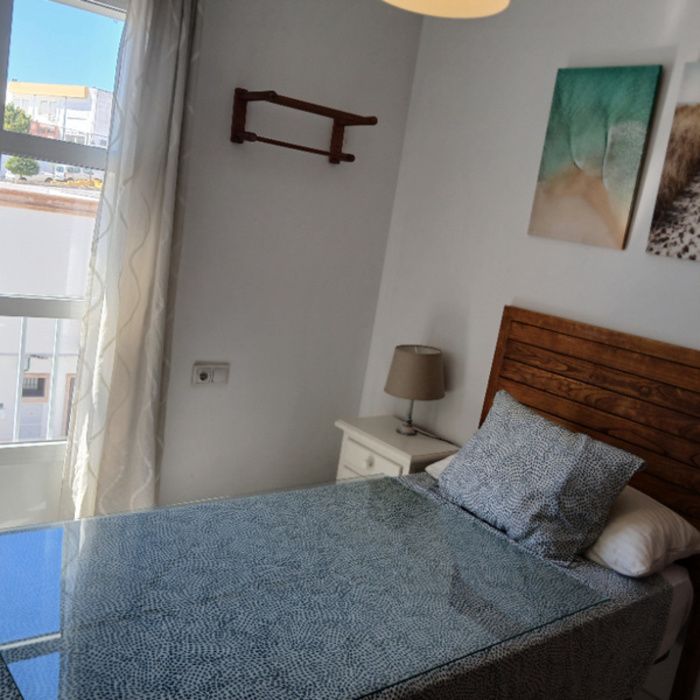 BONITO PISO TOTALMENTE AMUEBLADO