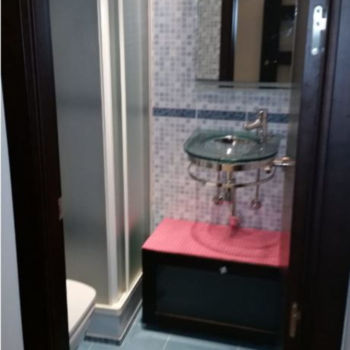 ESTUPENDO PISO AMUEBLADO CON PLAZA DE GARAJE
