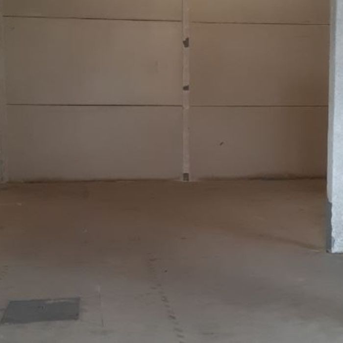 NAVE DE ALQUILER EN POLIGONO RECISUR