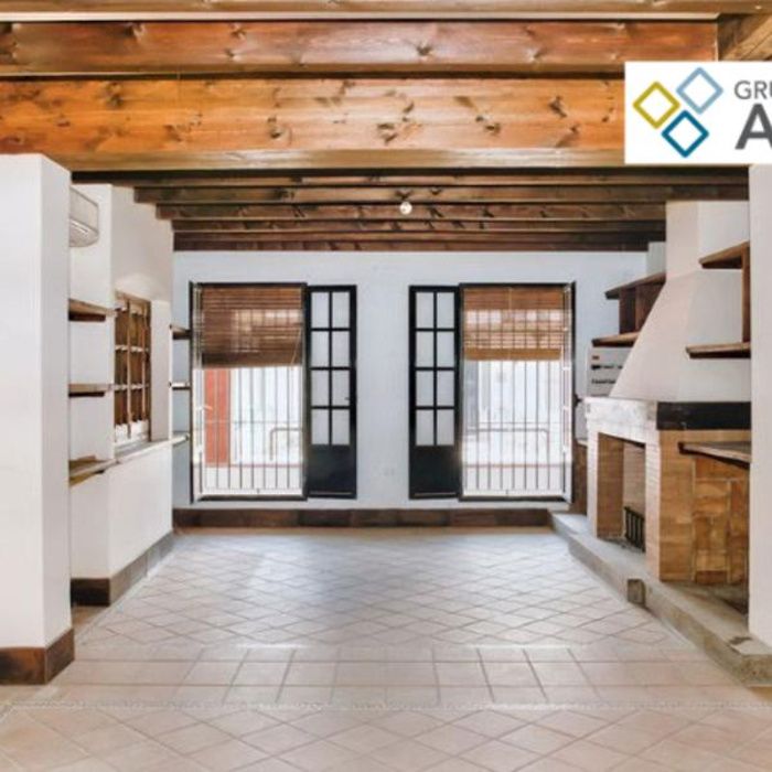 PRECIOSA CASA EN EL ROCÍO