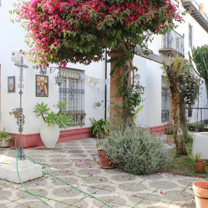 PRECIOSA CASA EN HELIOPOLIS