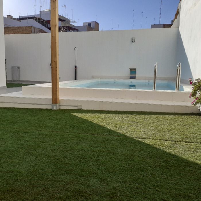 PISOS DE 2 DORMITORIOS EN RESIDENCIAL CON PISCINA