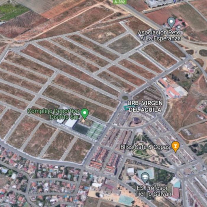 PARCELA DE OBRA NUEVA EN URB. VIRGEN DEL ÁGUILA