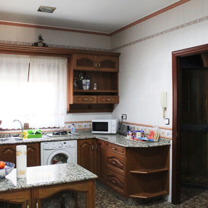 ESPECTACULAR CHALET EN ZONA OROMANA