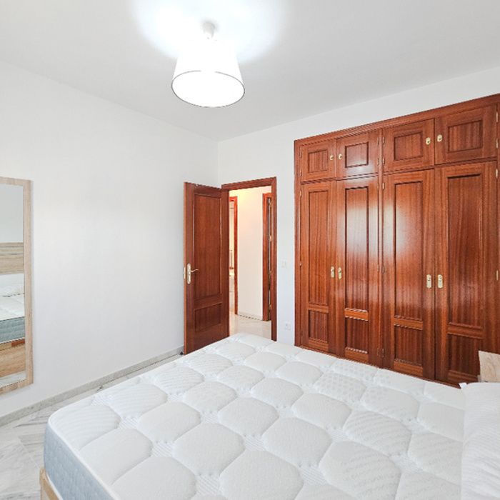 PISO AMUEBLADO