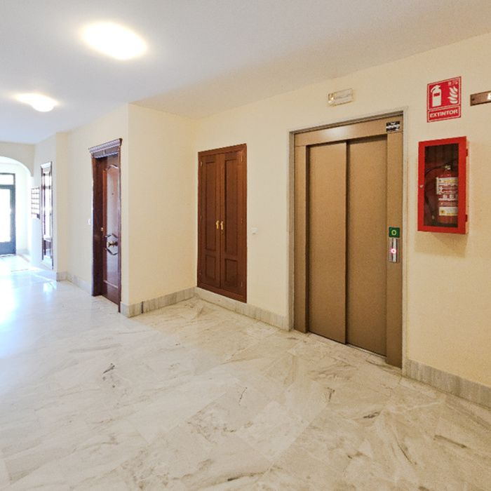 PISO AMUEBLADO