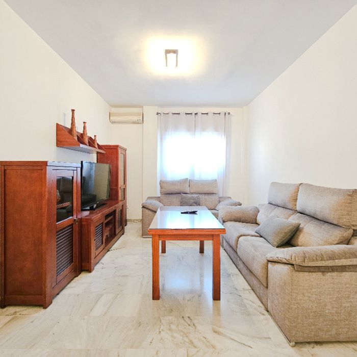 PISO AMUEBLADO