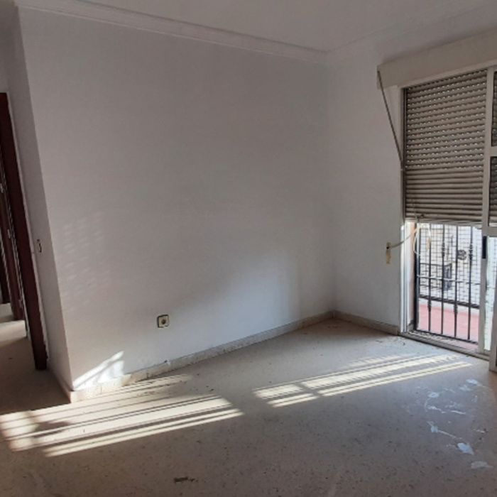 GRAN PISO DE 100M2 DE VPO