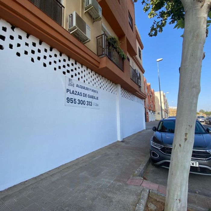 LOCAL COMERCIAL  DE ESQUINA EN BRUTO