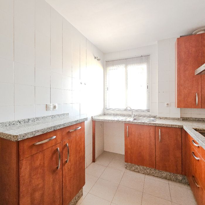 ¡Tu nuevo hogar te espera! Precioso piso VPO con garaje y trastero en Alcalá de Guadaíra