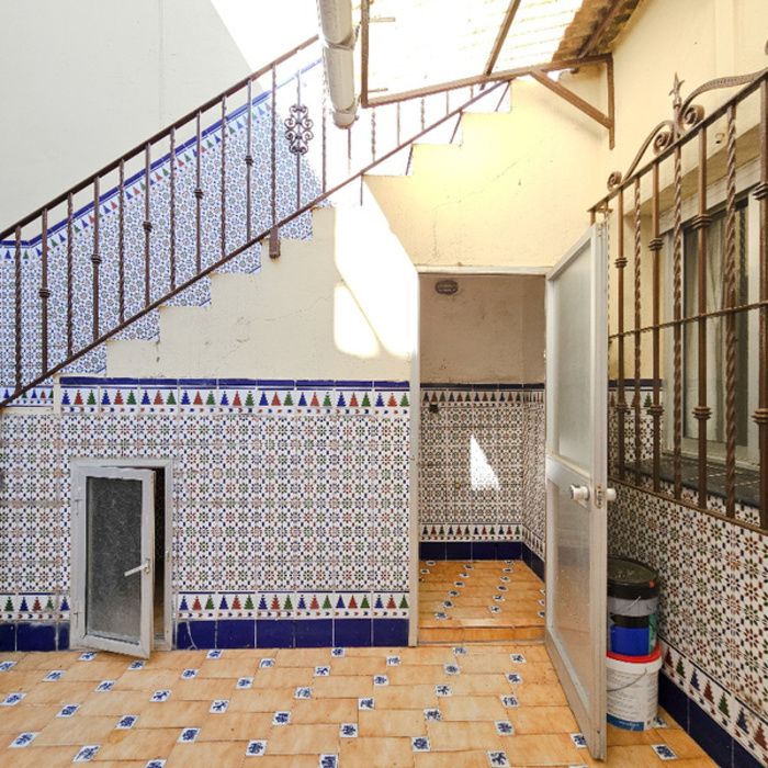 GRAN CASA EN PLANTA BAJA JUNTO AL CENTRO COMERCIAL WAY!