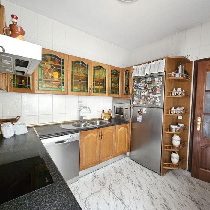 GRAN CASA EN PLANTA BAJA JUNTO AL CENTRO COMERCIAL WAY!