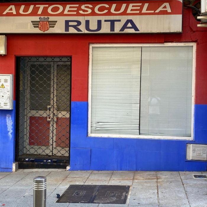 LOCAL COMERCIAL EN EL CENTRO