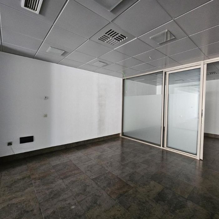 LOCAL COMERCIAL EN AVENIDA DE ESPAÑA
