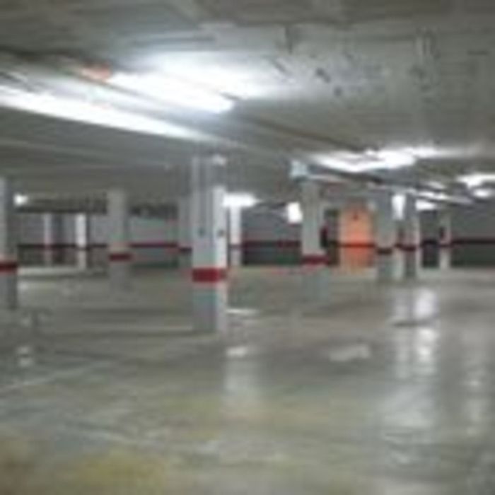 PLAZA DE GARAJE EN EL CENTRO