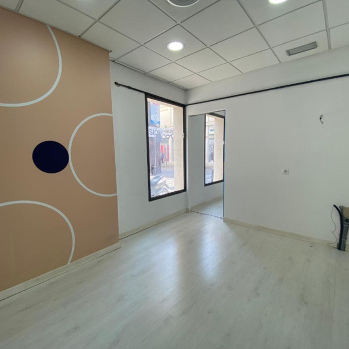 LOCAL COMERCIAL EN DOS HERMANAS