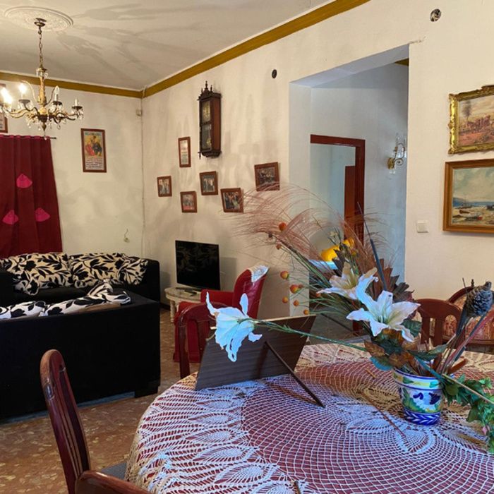 ¡Oportunidad Exclusiva! Finca rústica de Recreo con Chalet y Piscina a 10 km de Sevilla