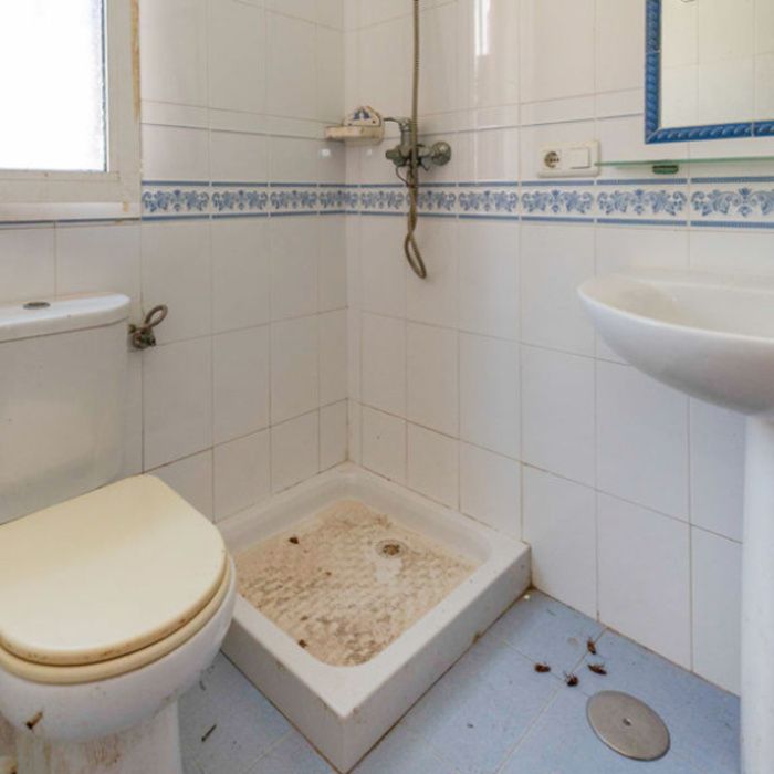 CASA DE 3 DORMITORIOS EN DOS HERMANAS