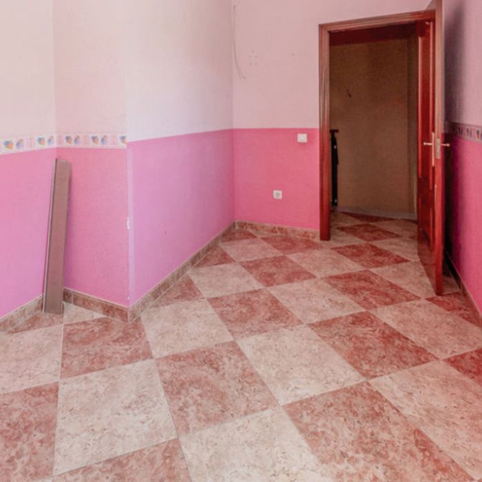 CASA DE 3 DORMITORIOS EN DOS HERMANAS