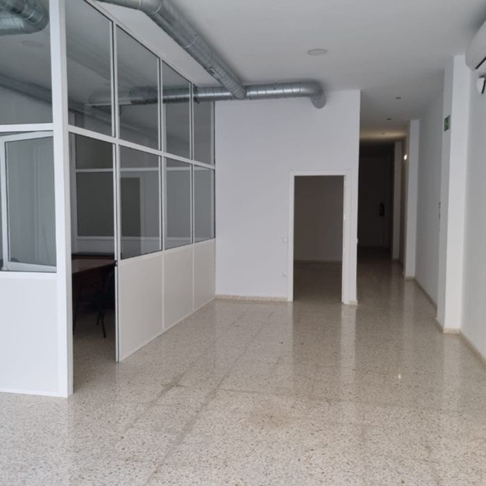LOCAL COMERCIAL EN ALQUILER