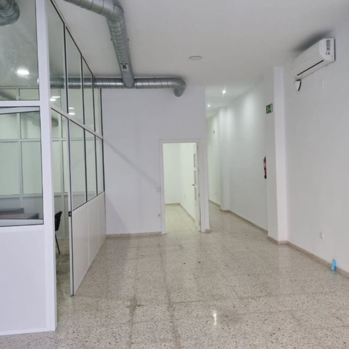 LOCAL COMERCIAL EN ALQUILER