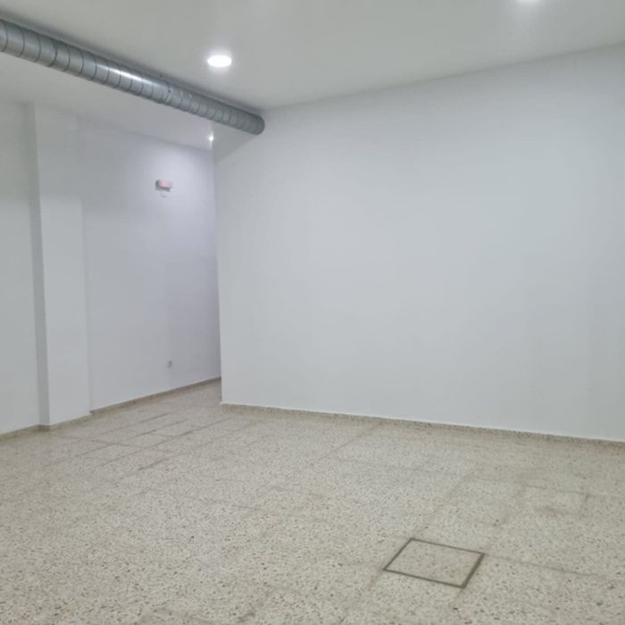 LOCAL COMERCIAL EN ALQUILER