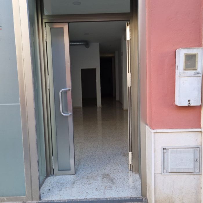 LOCAL COMERCIAL EN ALQUILER