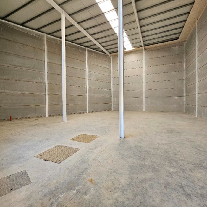 NAVE INDUSTRIAL A ESTRENAR EN RECISUR