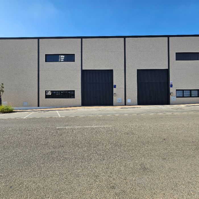 NAVE INDUSTRIAL A ESTRENAR EN RECISUR