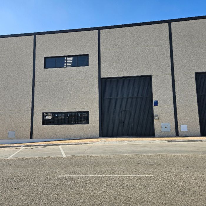 NAVE INDUSTRIAL A ESTRENAR EN RECISUR