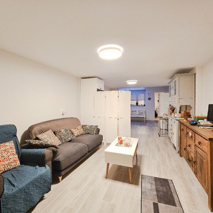 CASA TOTALMENTE REFORMADA EN BARRIADA SAN AGUSTIN