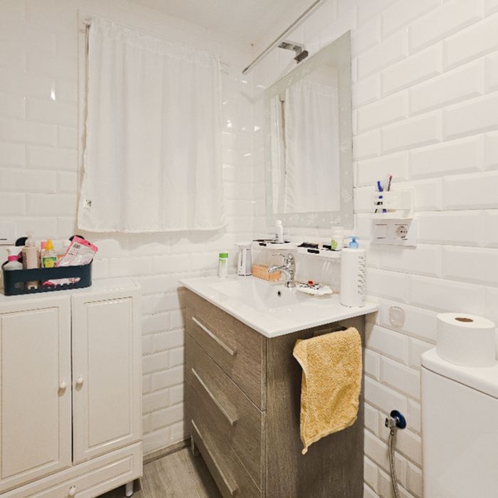 CASA TOTALMENTE REFORMADA EN BARRIADA SAN AGUSTIN