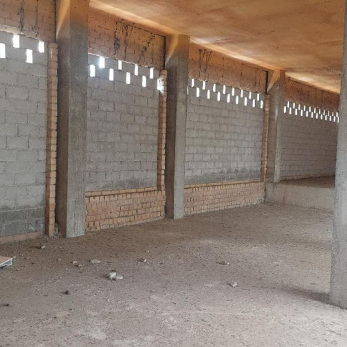 LOCAL ESPECTACULAR DE 1400 METROS