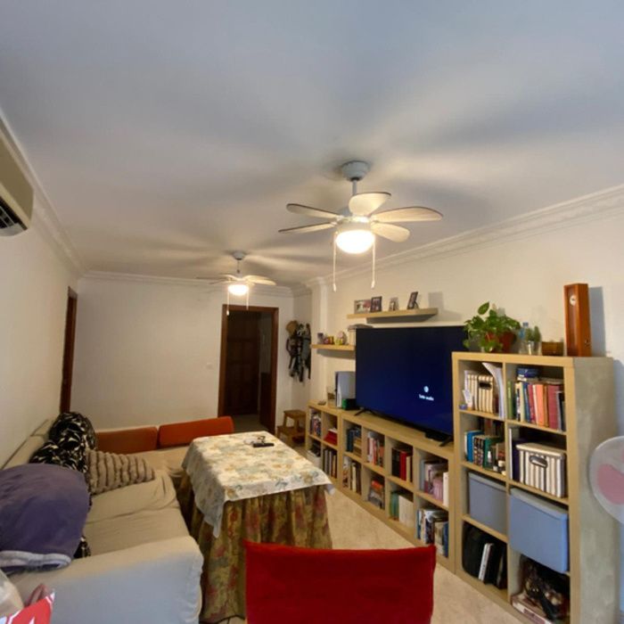 PISO EN LA ZONA DEL INSTITUTO