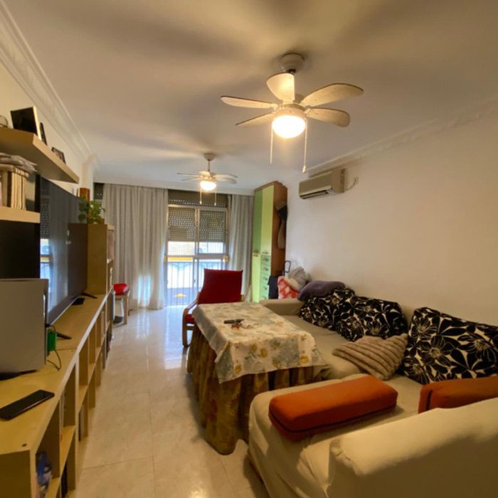 PISO EN LA ZONA DEL INSTITUTO