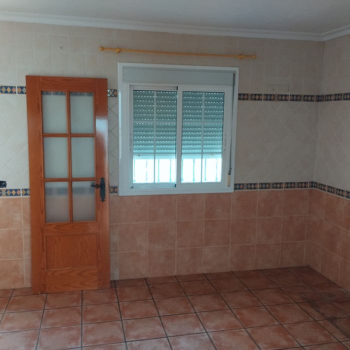 PISO EN 1º PLANTA SIN VECINOS