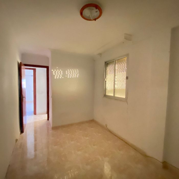 GRAN PISO EN DOS HERMANAS